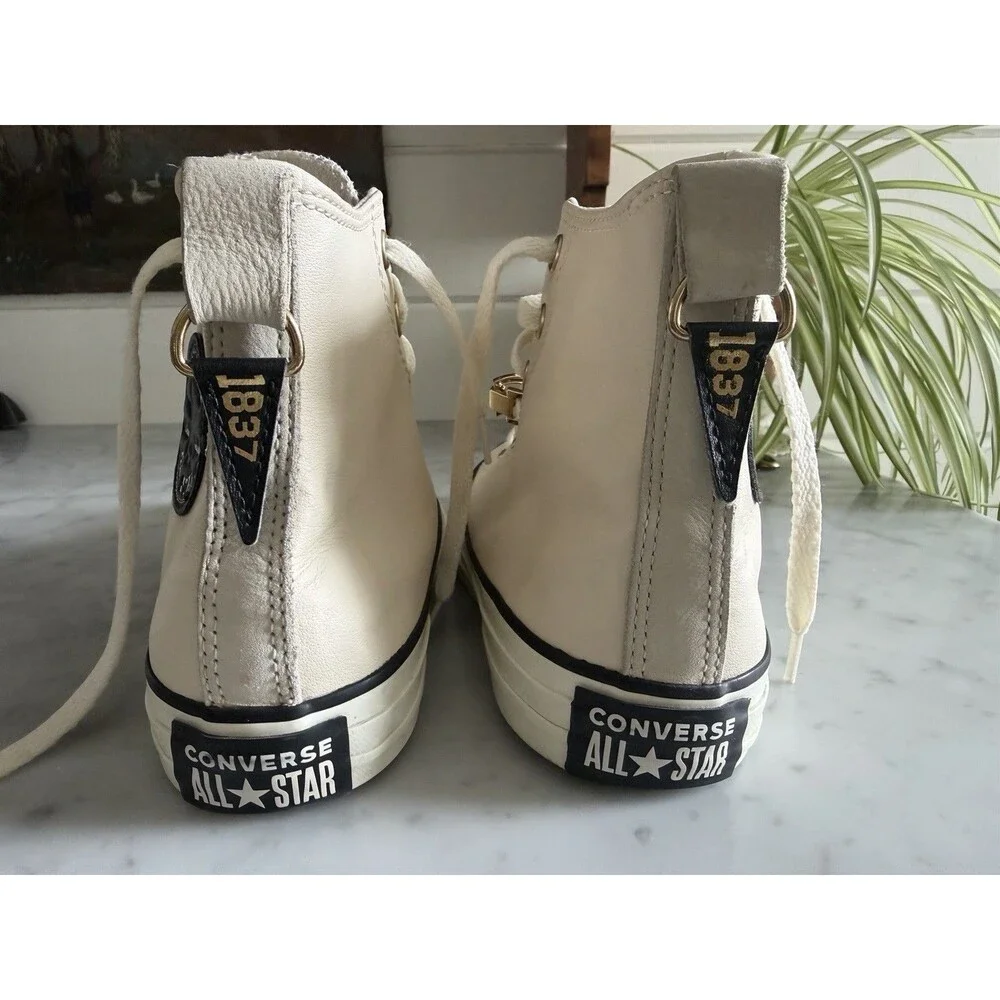 Converse Chuck Taylor All Star High Top Natural Ivory Gold Chain Crown EUC 7.5